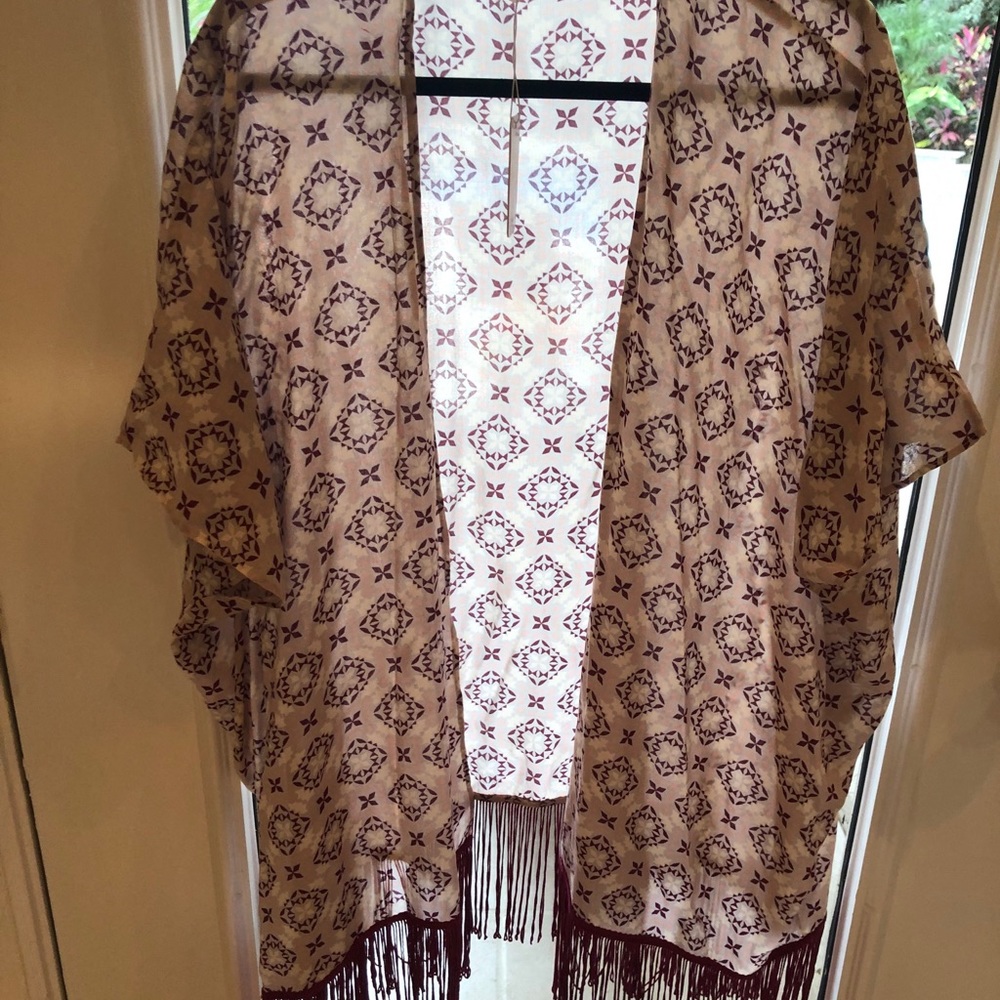 Beautiful brand new top.